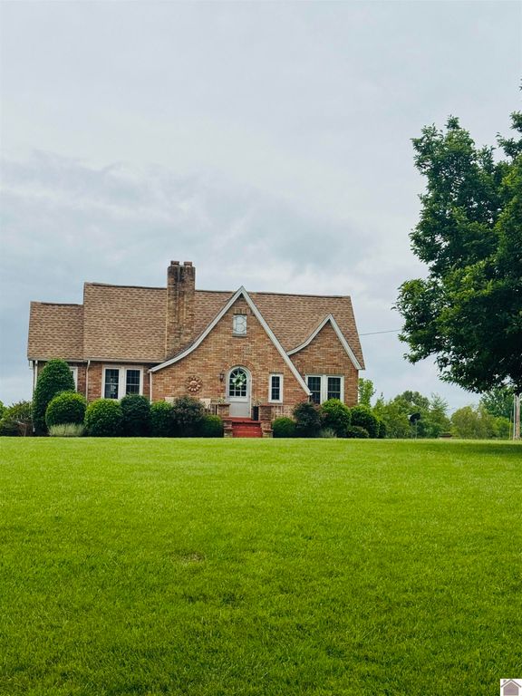 1285 McKendree Church Road, Mayfield, KY 42066