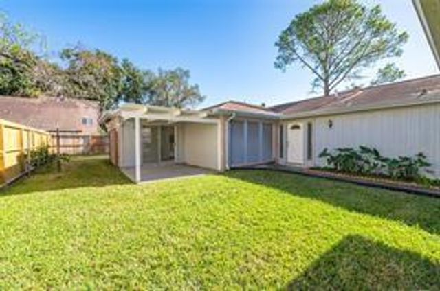 10215 Kirkwren Drive, Houston, TX 77089