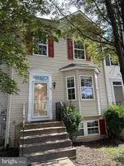 39 SAGEWOOD ST, Charles Town, WV 25414