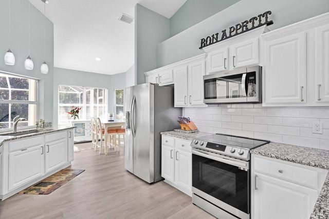 6545 35th Place, Vero Beach, FL 32966