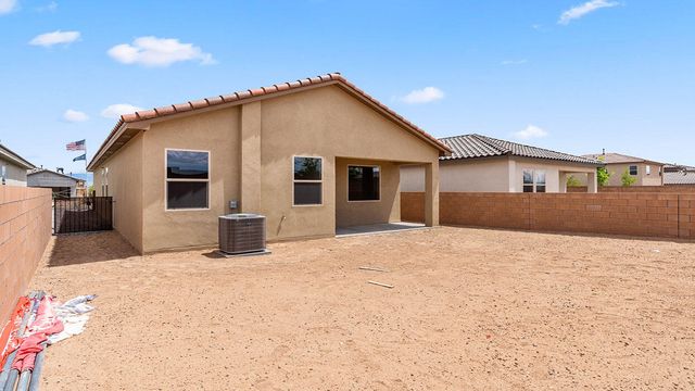 12 El Nido Court, Los Lunas, NM 87031