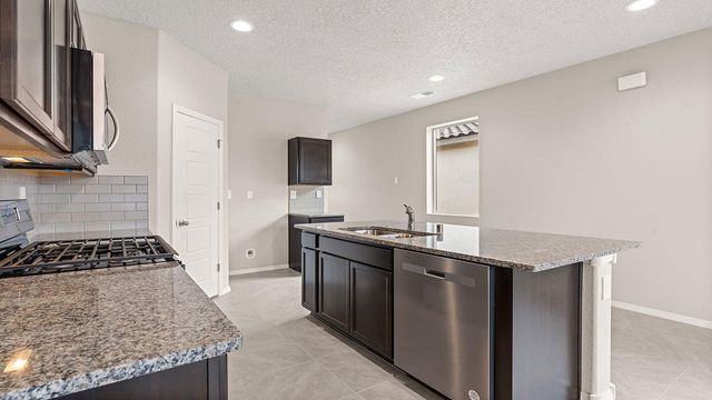 12 El Nido Court, Los Lunas, NM 87031