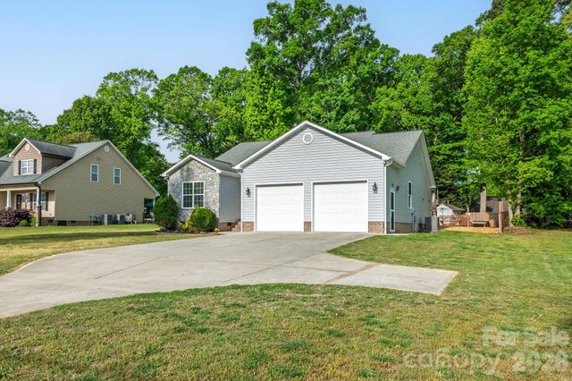 407B NC 200 Highway N, Stanfield, NC 28163