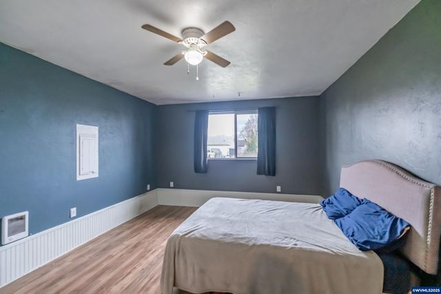 1940 17th Av SE, Albany, OR 97322