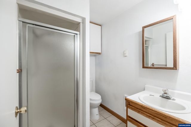 1940 17th Av SE, Albany, OR 97322