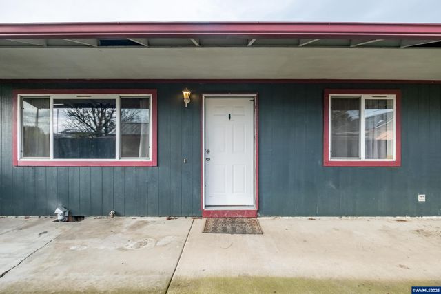 1940 17th Av SE, Albany, OR 97322