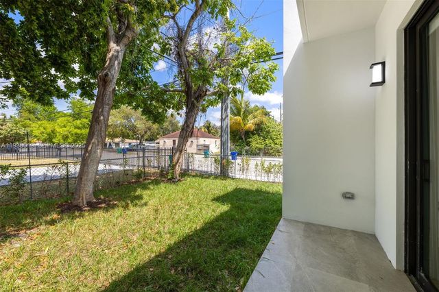 6852-6850 NW 4th Avenue, Miami, FL 33150