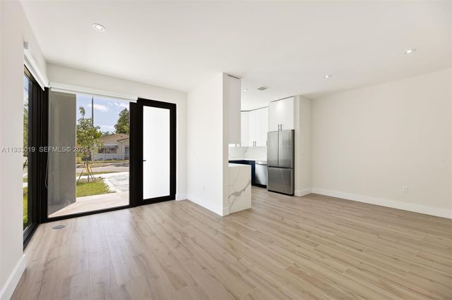 6852-6850 NW 4th Avenue, Miami, FL 33150