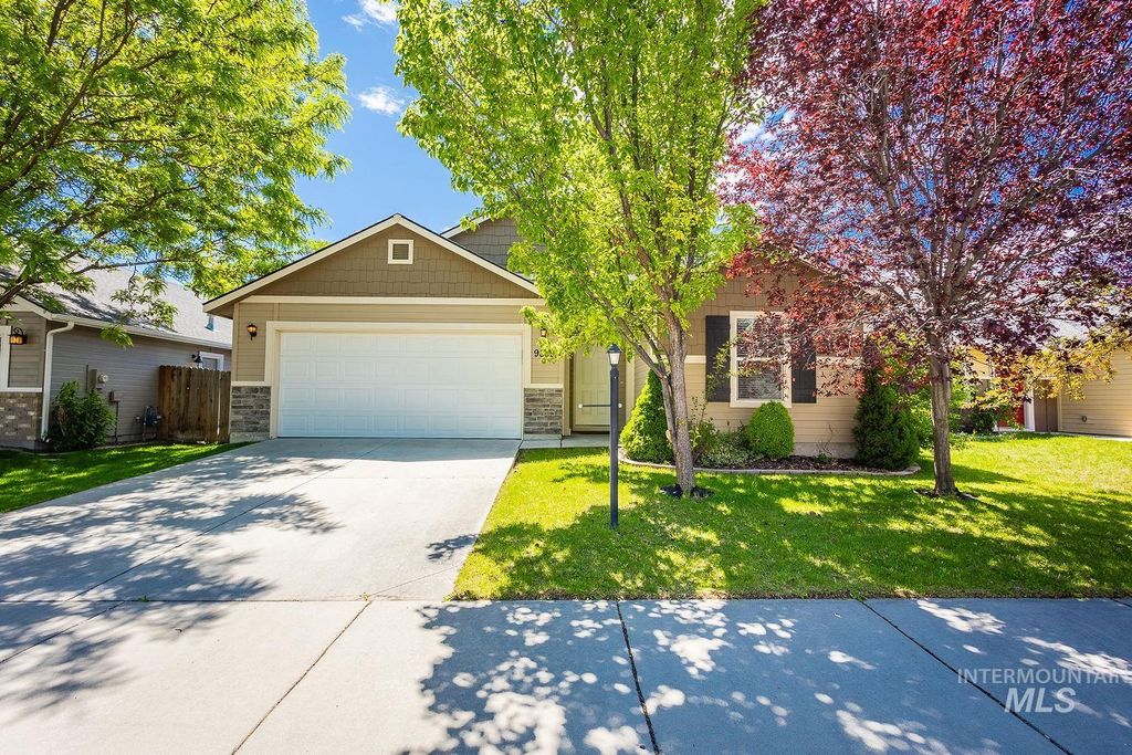 9885 W Tilmont St, Boise, ID 83709