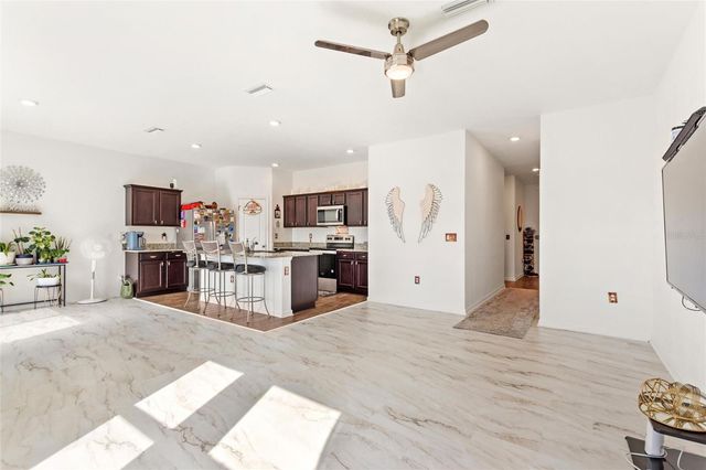 3891 SPRUCE CREEK DRIVE, Lakeland, FL 33811