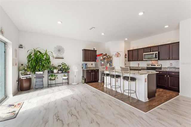 3891 SPRUCE CREEK DRIVE, Lakeland, FL 33811