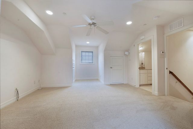 6701 Hursey Street C, University Park, TX 75205