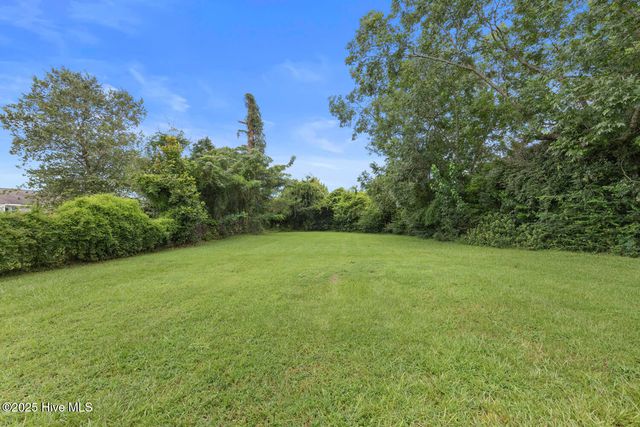 401 New River Drive, Jacksonville, NC 28540
