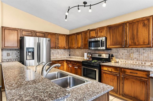 29454 CROSSLAND DRIVE, Wesley Chapel, FL 33543