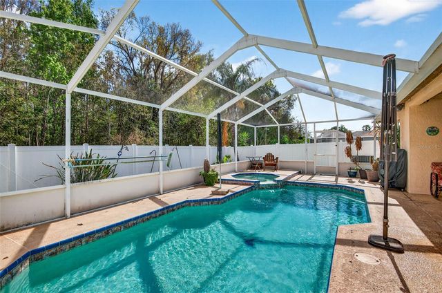 29454 CROSSLAND DRIVE, Wesley Chapel, FL 33543