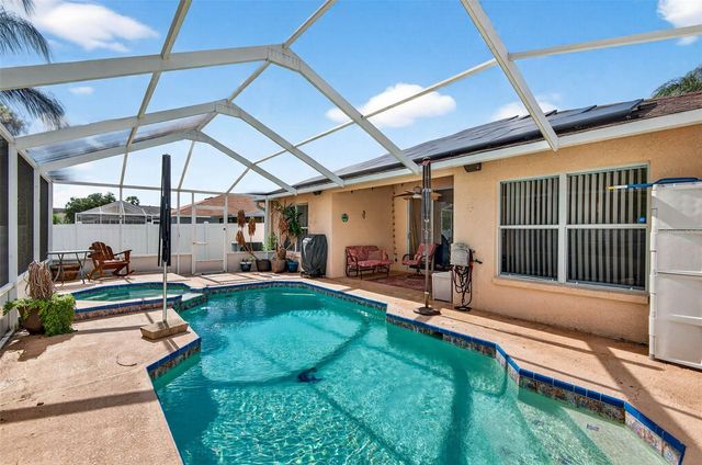 29454 CROSSLAND DRIVE, Wesley Chapel, FL 33543