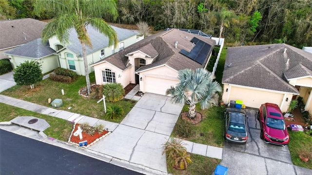 29454 CROSSLAND DRIVE, Wesley Chapel, FL 33543