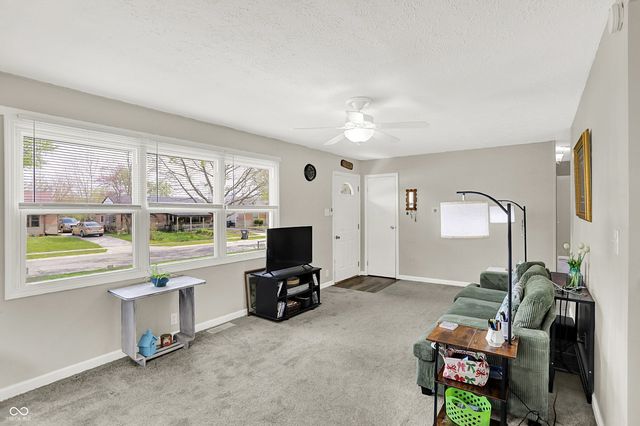 440 Park Drive, Greenwood, IN 46143