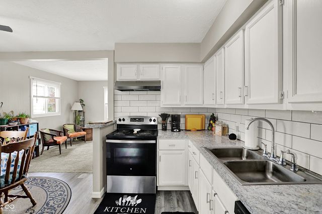 440 Park Drive, Greenwood, IN 46143