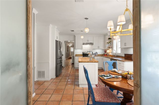 108 N. Windward Drive, St Simons Island, GA 31522