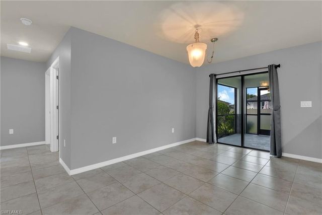 1401 NW 10th TER, Cape Coral, FL 33993