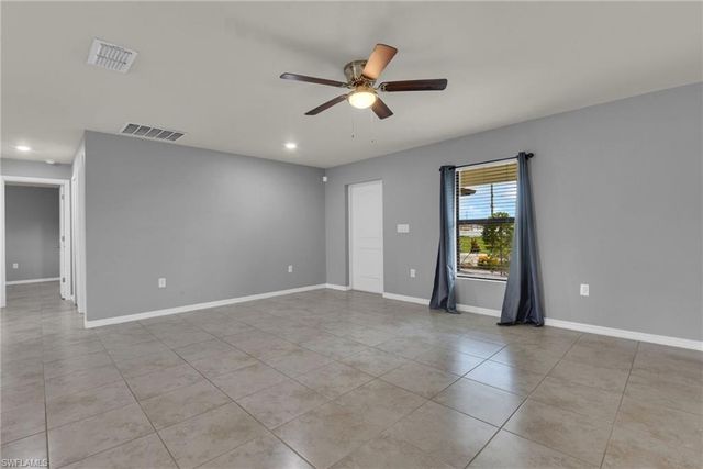 1401 NW 10th TER, Cape Coral, FL 33993