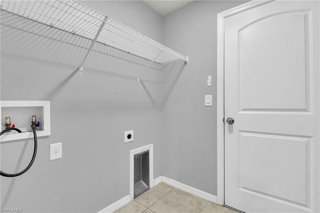 1401 NW 10th TER, Cape Coral, FL 33993