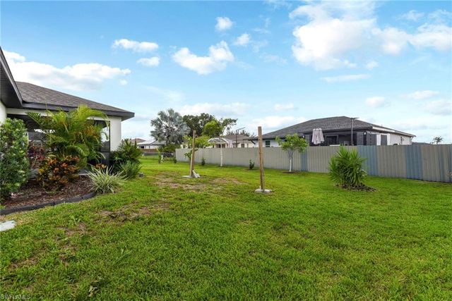 1401 NW 10th TER, Cape Coral, FL 33993