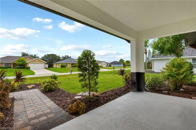1401 NW 10th TER, Cape Coral, FL 33993