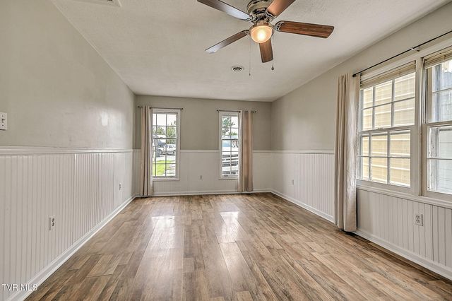 125 Downy Place, Bristol, VA 24201