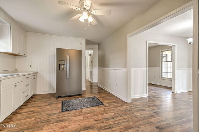 125 Downy Place, Bristol, VA 24201