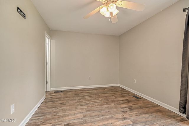 125 Downy Place, Bristol, VA 24201