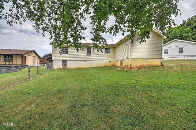 125 Downy Place, Bristol, VA 24201