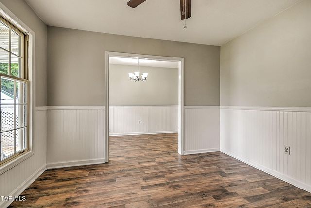 125 Downy Place, Bristol, VA 24201