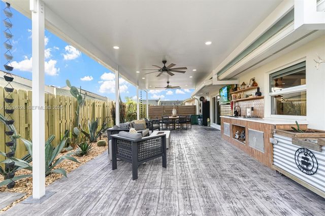 10955 SW 122nd Pl ., Miami, FL 33186