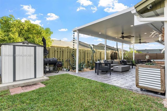 10955 SW 122nd Pl ., Miami, FL 33186