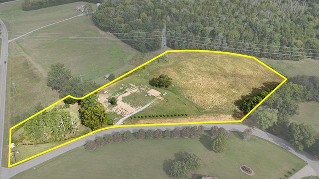 6815 Bizzell Howell Ln, College Grove, TN 37046