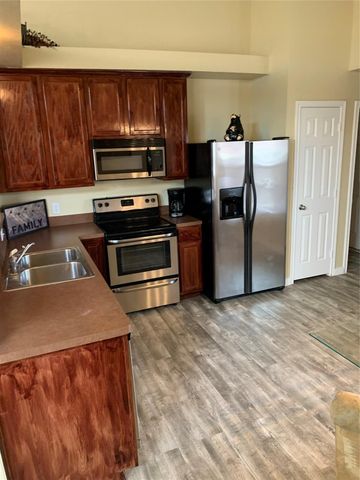 9004 Eastwood Avenue, Cross Roads, TX 76227