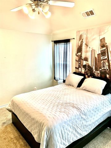 9004 Eastwood Avenue, Cross Roads, TX 76227