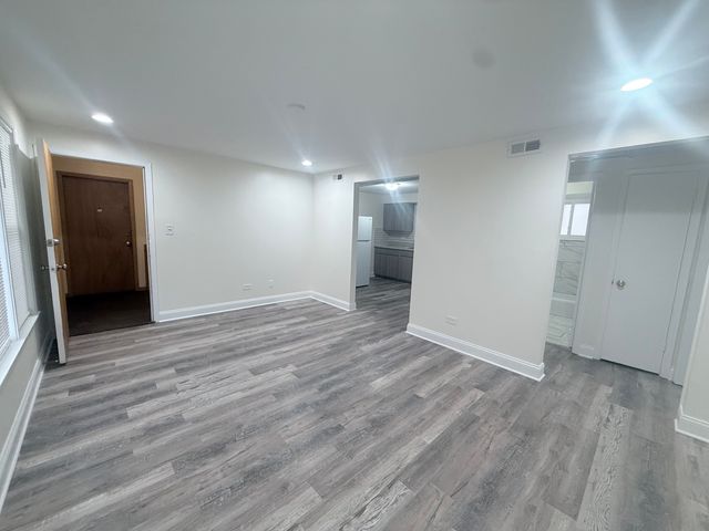 11137 S Emerald Avenue 2N, Chicago, IL 60628