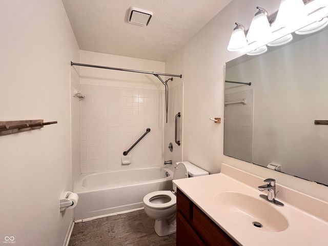 1157 Aqueduct Way, Indianapolis, IN 46280