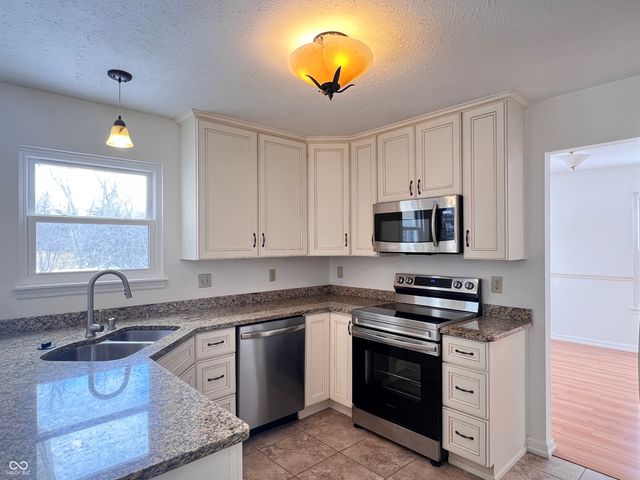 1157 Aqueduct Way, Indianapolis, IN 46280