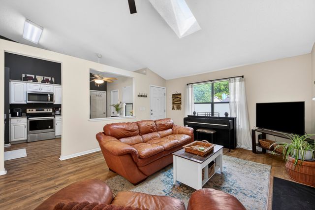 8313 Whitehaven Drive, North Charleston, SC 29420