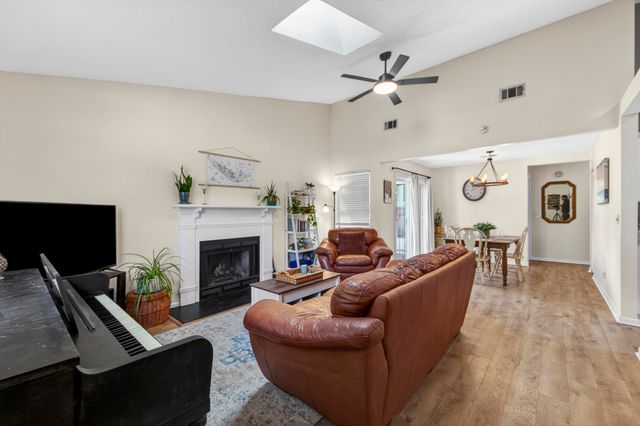 8313 Whitehaven Drive, North Charleston, SC 29420