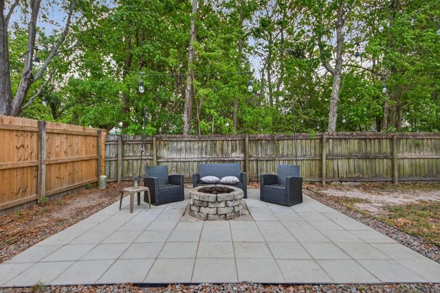 8313 Whitehaven Drive, North Charleston, SC 29420