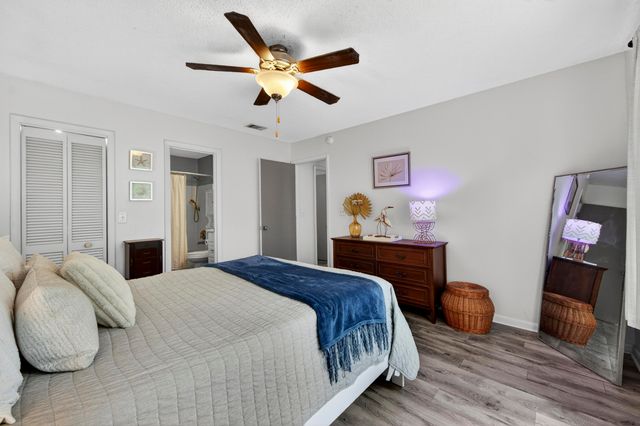 8313 Whitehaven Drive, North Charleston, SC 29420
