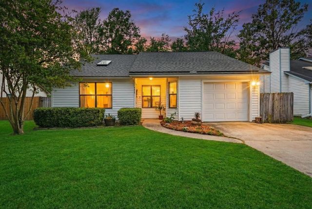 8313 Whitehaven Drive, North Charleston, SC 29420