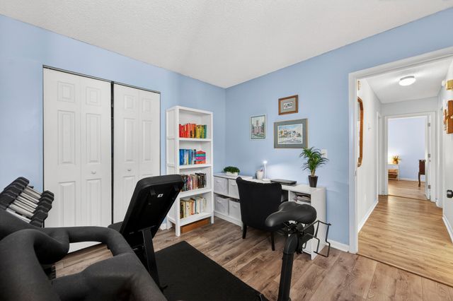 8313 Whitehaven Drive, North Charleston, SC 29420
