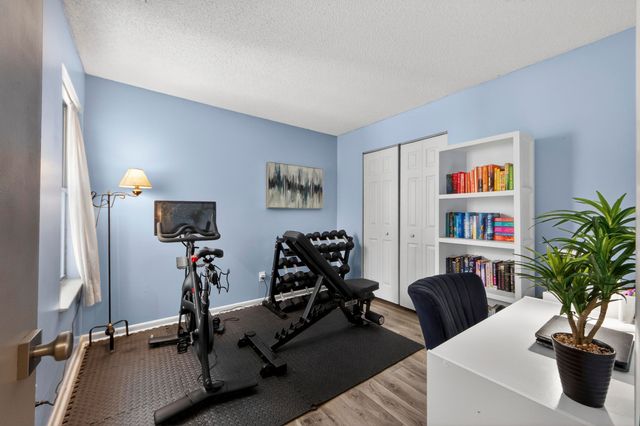 8313 Whitehaven Drive, North Charleston, SC 29420
