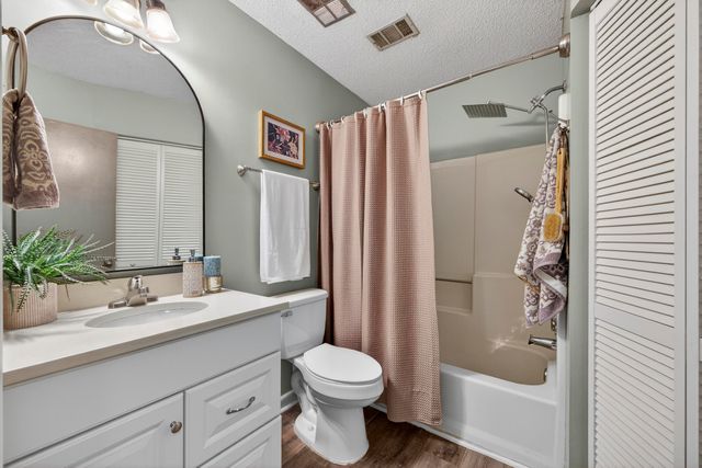 8313 Whitehaven Drive, North Charleston, SC 29420